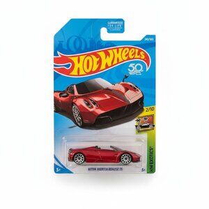 Hot Wheels '17 Pagani Huayra Roadster -- ITEM #2127